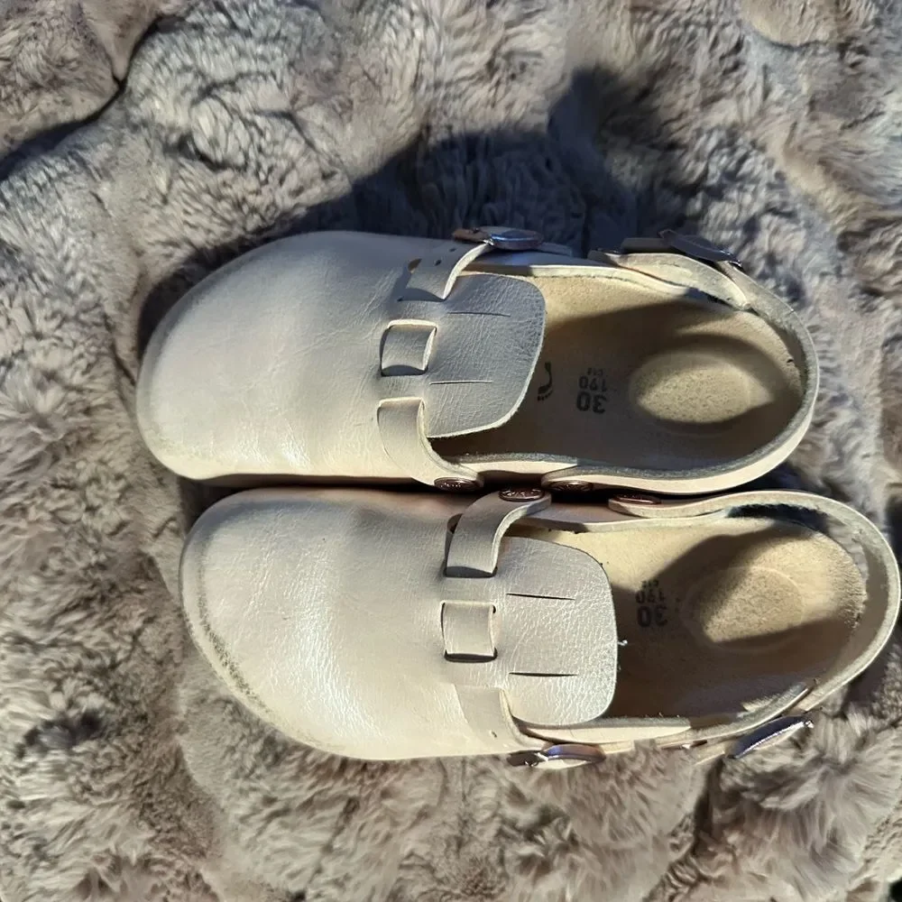 Birkenstock Kids Cream Sandals with Gold Buckles